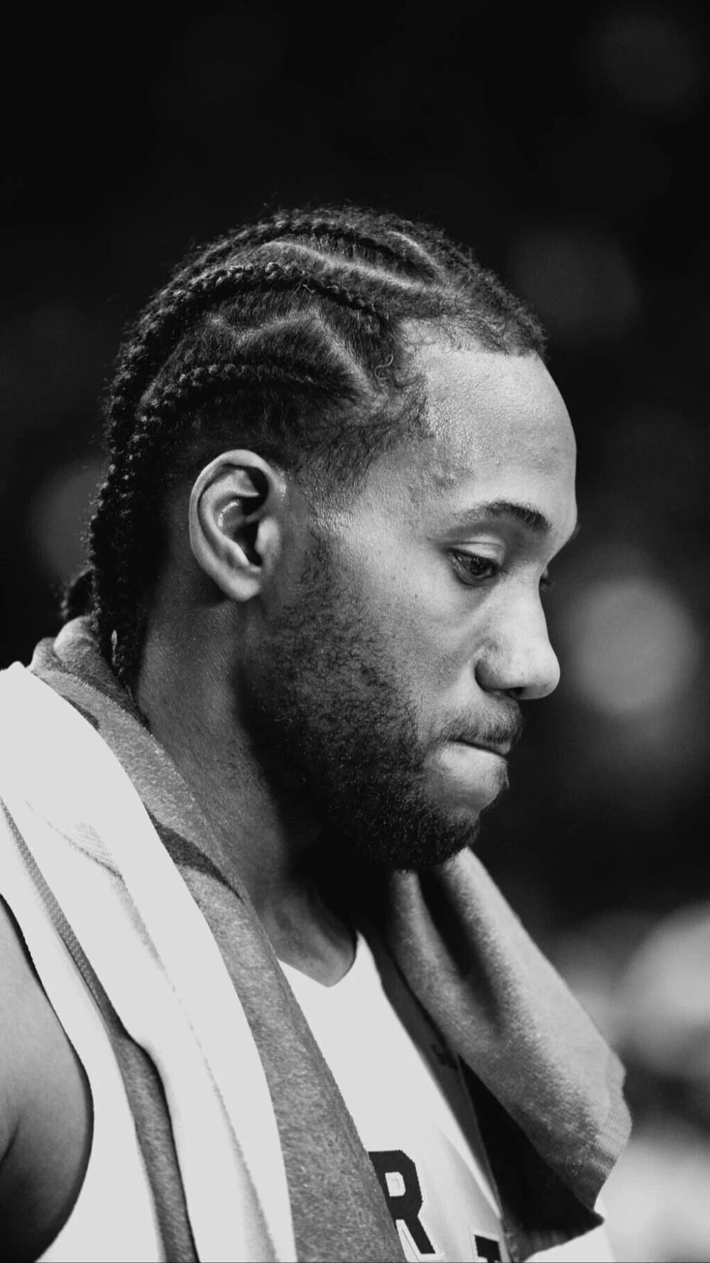 伦纳德和祖巴茨说扭转局面得靠球员！泰伦·卢：从每个人做起（伦纳德、祖巴茨称逆转关键在球员，泰伦·卢：全队从每个人做起）