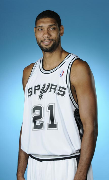 告别西部倒数第一！国王逆转击败火箭升倒数第二（国王逆转击败火箭，不再西部垫底升至倒数第二）