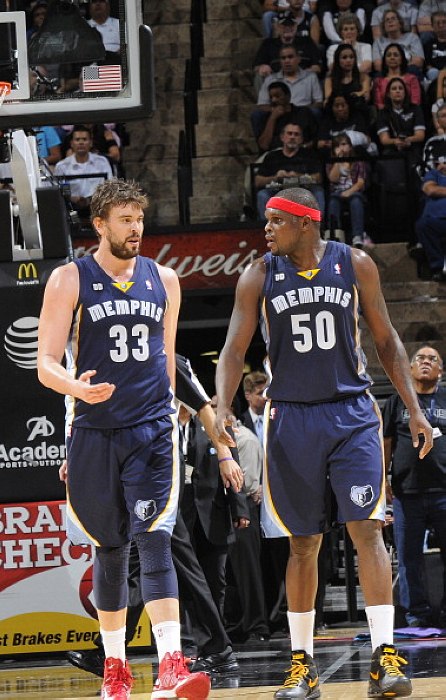 阿斯：巴萨重返诺坎普的庆典堪称完美，门票收入500万欧元（阿斯：巴萨回归诺坎普庆典完美收官，票务收入达500万欧元）