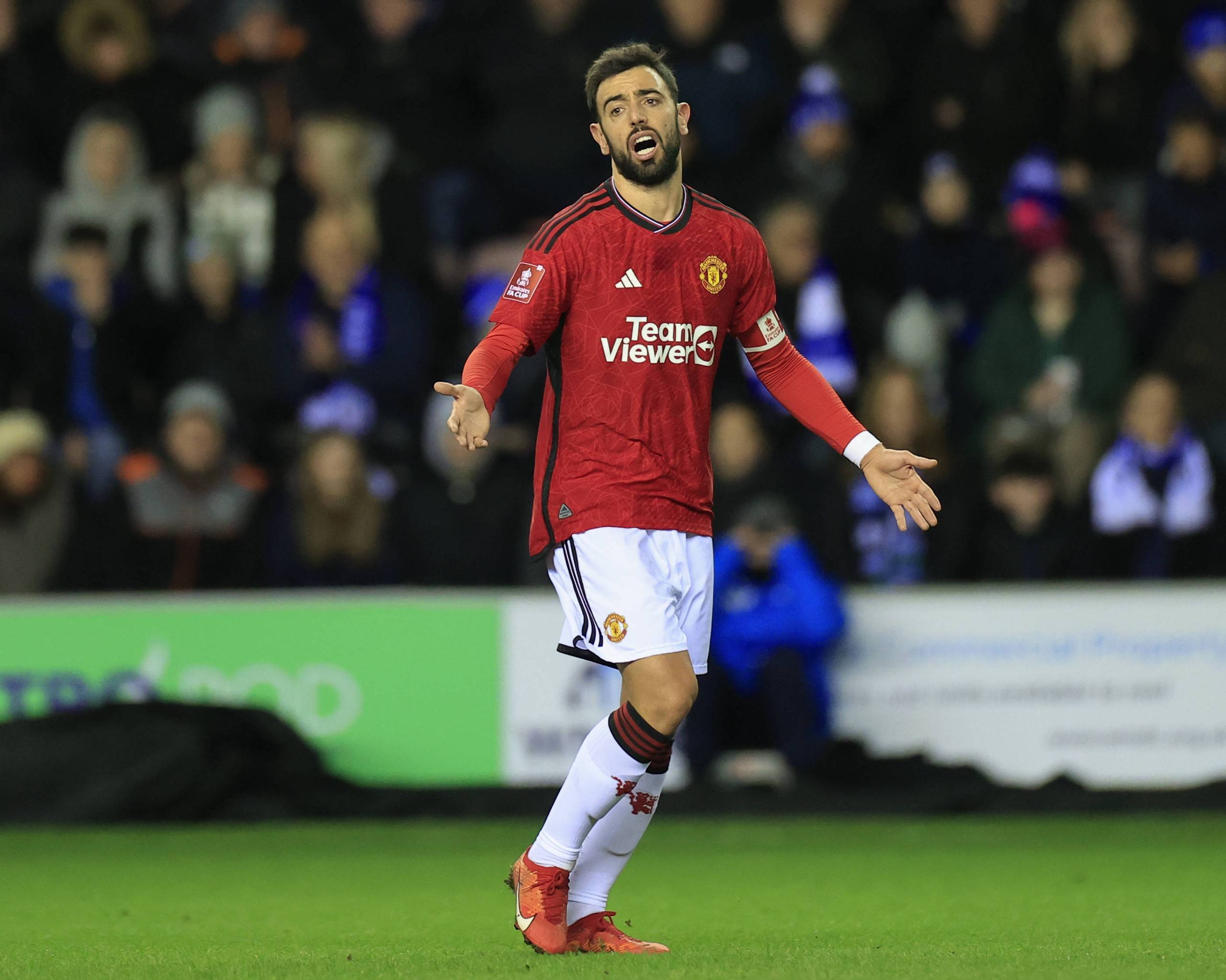 斯基拉：巴黎FC有意把坎特带回法甲，双方已经开始谈判（斯基拉：巴黎FC欲签坎特回归法甲，谈判已启动）