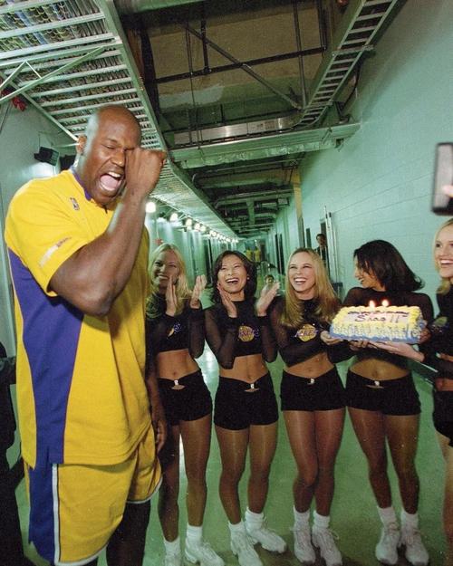 比利亚：亚马尔是一名独一无二的球员，很多年才会出现一个（比利亚：亚马尔天赋无双，这样的球员多年难遇）