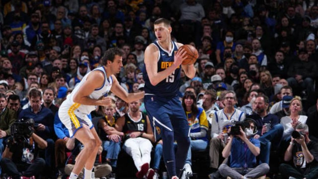 意媒：加斯佩里尼曾邀德罗西住他在热那亚的家，德罗西婉拒了（意媒：加斯佩里尼曾邀德罗西入住其热那亚住所，后者婉拒）