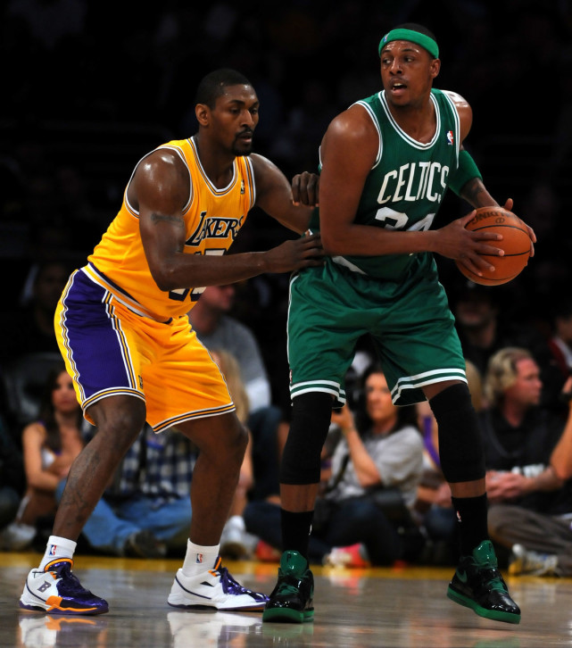 齐沃：在比赛的某个阶段全队都过度兴奋，缺乏清晰的思路（齐沃：比赛一度全队情绪过热，缺乏清晰思路）